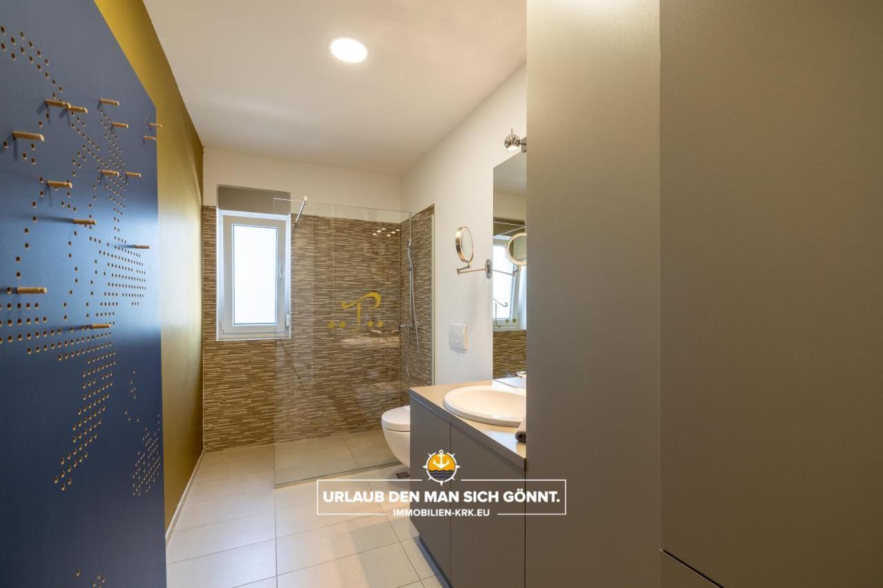 Apartamento Penthouse Panorama Deluxe In Malinska Exterior foto