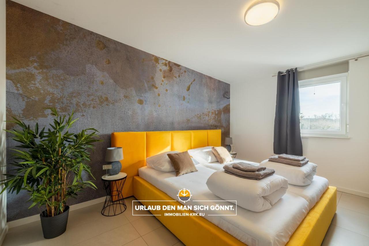 Apartamento Penthouse Panorama Deluxe In Malinska Exterior foto